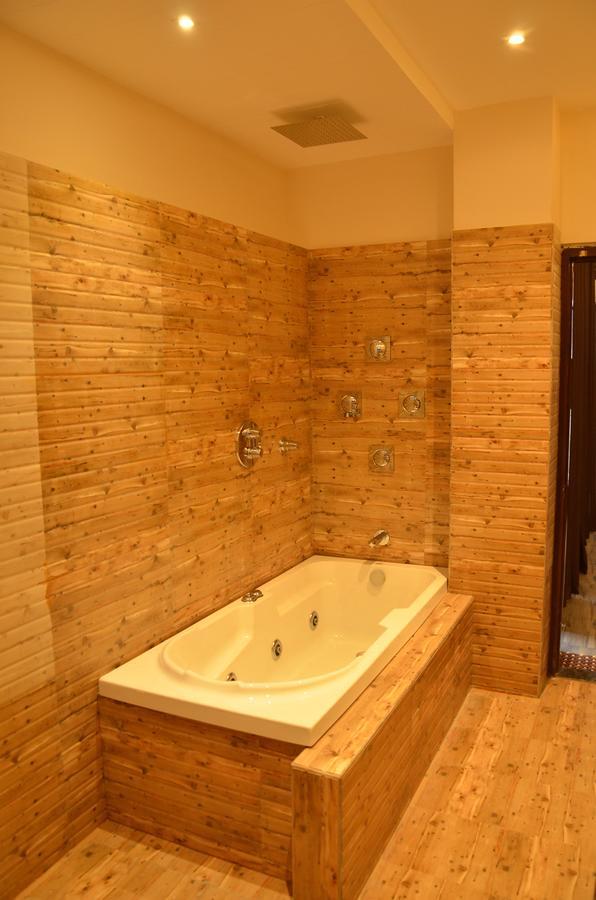 Hotel Bellevue Inn Gangānagar Habitación foto