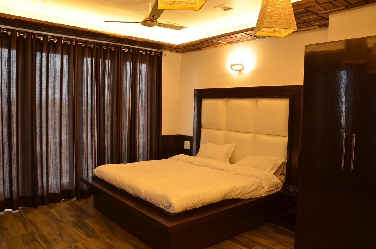 Hotel Bellevue Inn Gangānagar Habitación foto