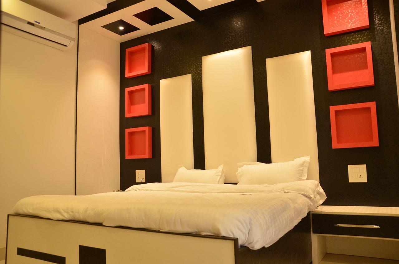 Hotel Bellevue Inn Gangānagar Habitación foto